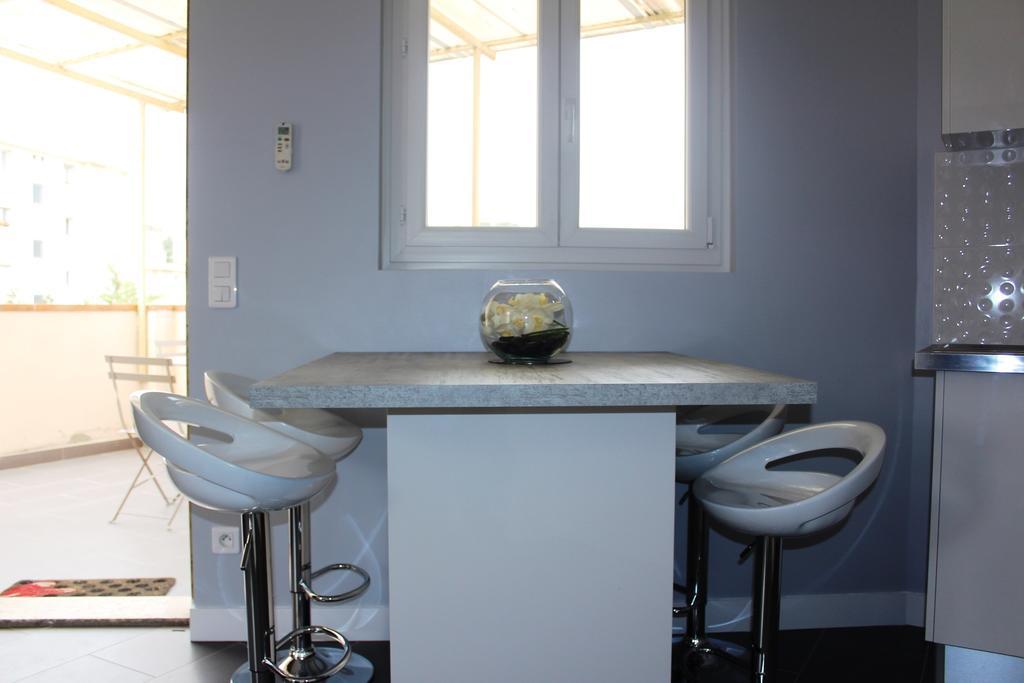 L'Ensoleillee Appartement Maison Prive קאן חדר תמונה